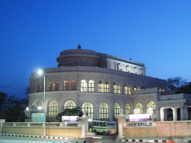 Vivekananda House Vivekananda House